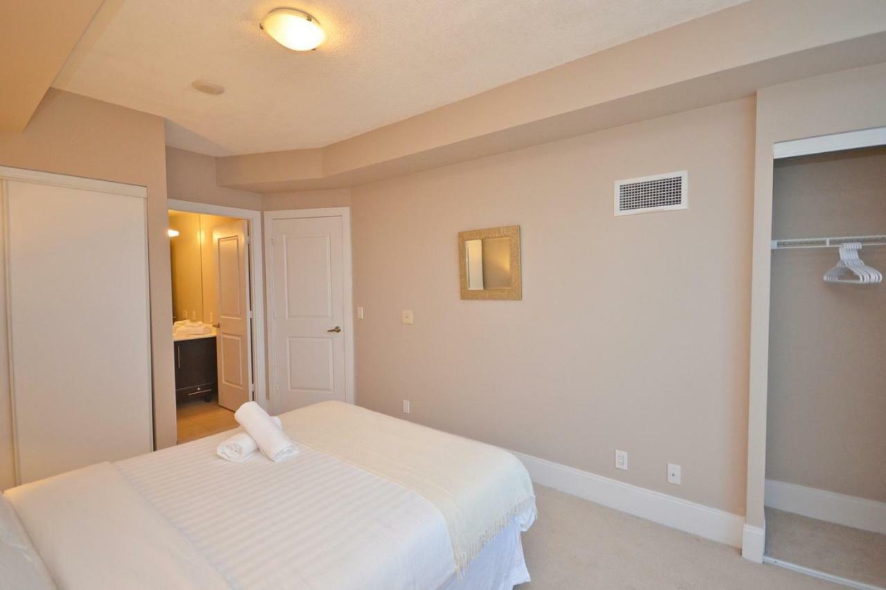 Urban Furnished Suites - מיסיסאוגה מראה חיצוני תמונה